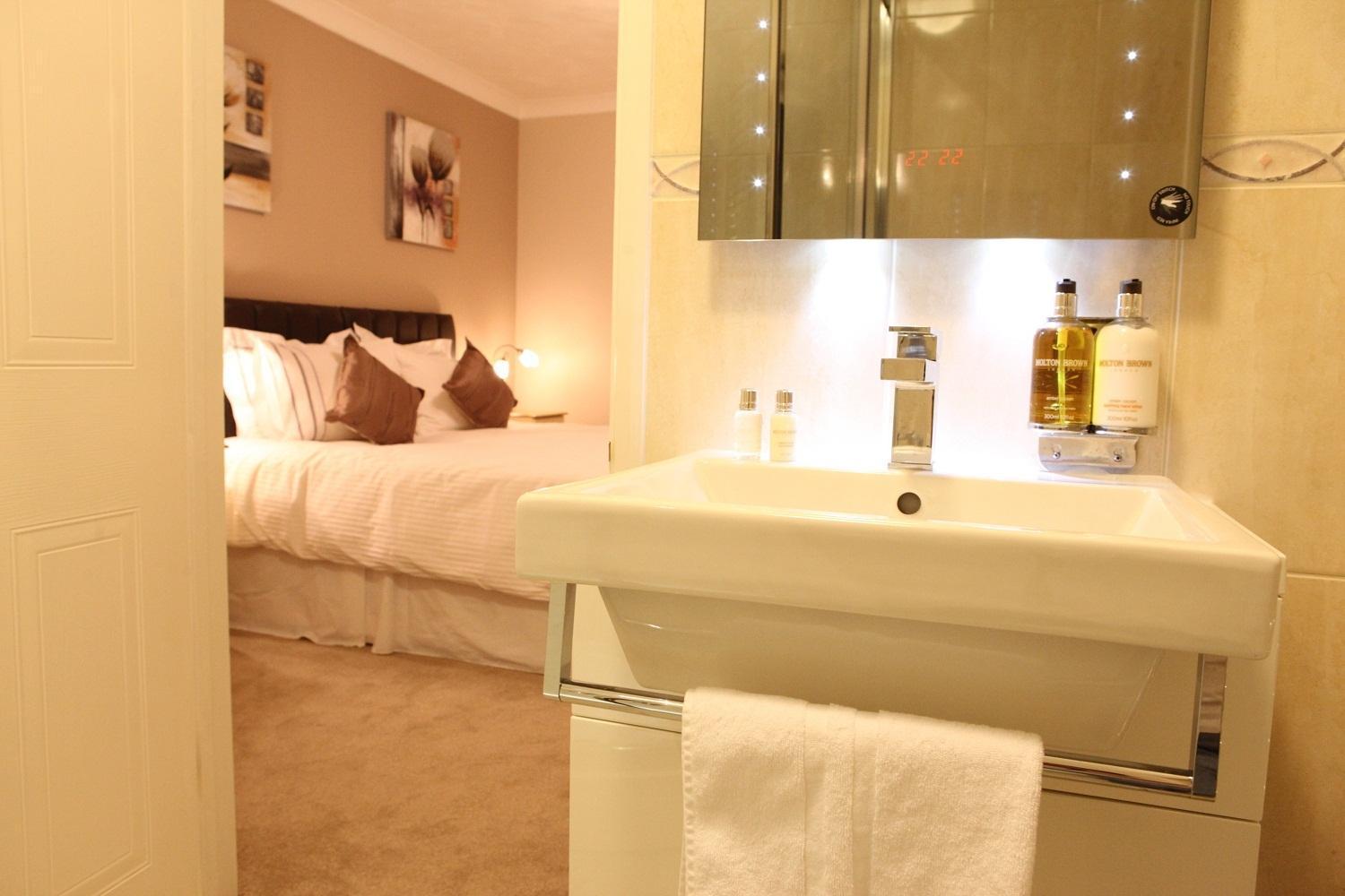 Linden Bed & Breakfast Hillington Bagian luar foto